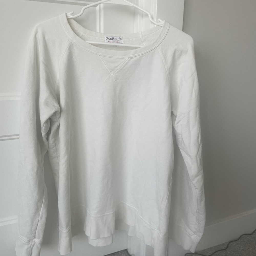 Super Cute Tradlands White Sweatshirt